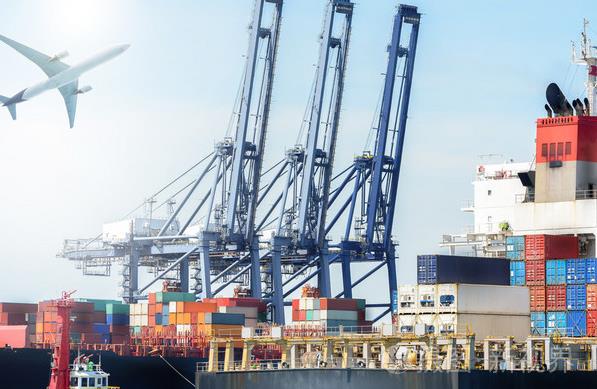 天津貨代公司在這個充滿機遇與變革的時代引領行業前行