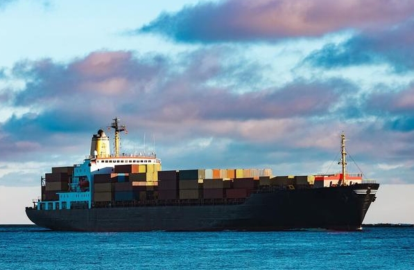 國際物流的復雜性和多樣性使它成為了現(xiàn)代經(jīng)濟體系中不可或缺的一環(huán)