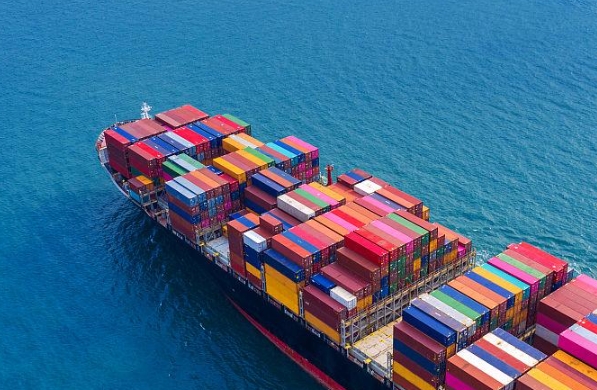 貨運代理讓貨物在全球范圍內流通，促進經濟的繁榮與發展