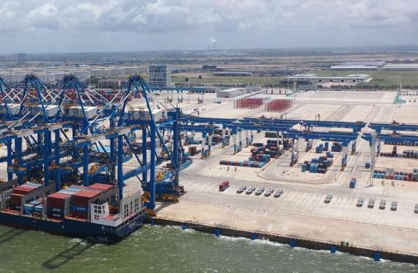 上海海外倉(cāng)貨代以獨(dú)特海上服務(wù)，在全球貿(mào)易中扮演著不可或缺的角色